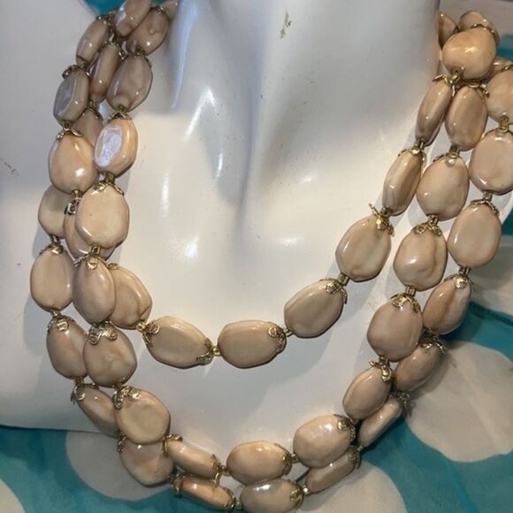 Vintage Stone Three Strand Necklace - Picture 2 of 7
